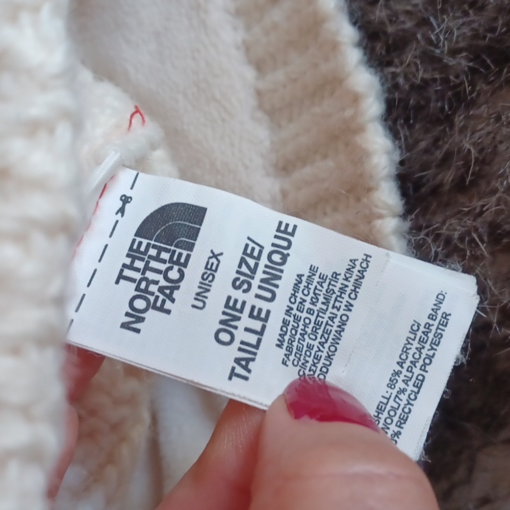 The North Face hat - Picture 7 of 9